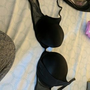 Black push up bra